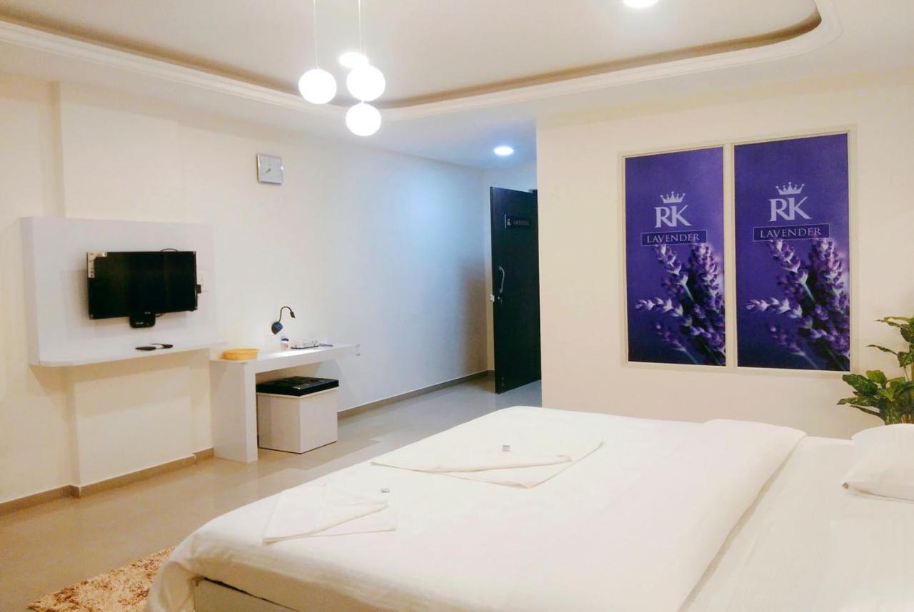 העיר בנגלור Rk - Inn Premium Suites מראה חיצוני תמונה